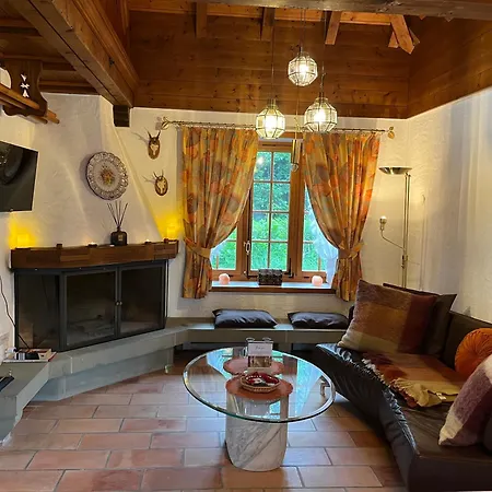 Boutique B21 別荘 Unterseen